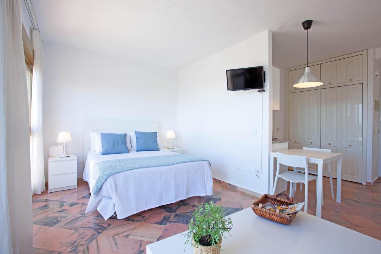 Апартаменты Romana Playa Studio With Sea View Марбелья Экстерьер фото